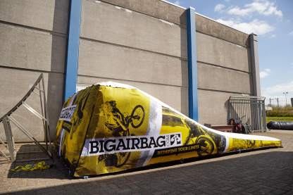 Bike Landing Airbag - Image 4