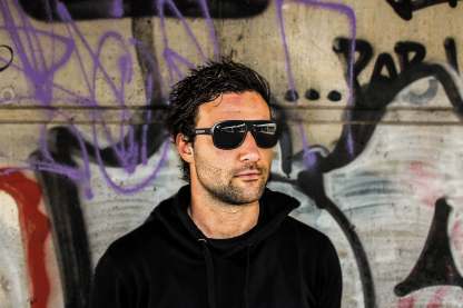 Maverick Black - Image 2