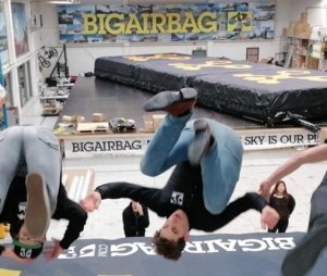Amsterdam-office-bigairbag-final2